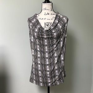 Worthington print sleeveless blouse size L